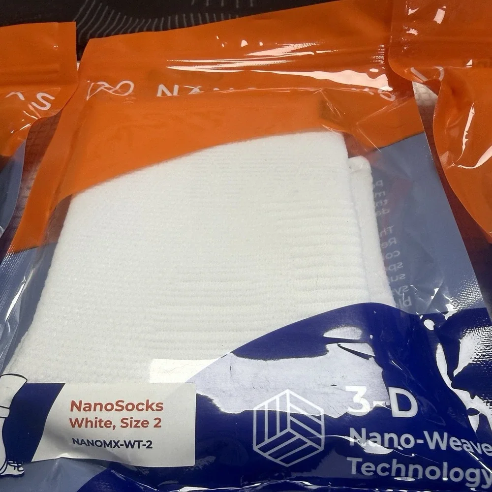 Lot 4 Nano Socks 3D Nano-Weave Compression Socks 2 Black 2 White Size 2 New